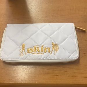 Skin industries wallet